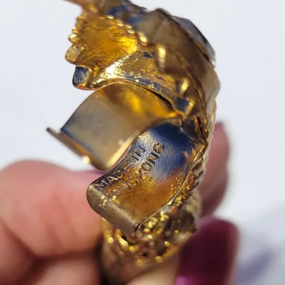 Vintage Gold Metal Mesh Snake Necklace and Bracelet Set - Picture 8 of 16